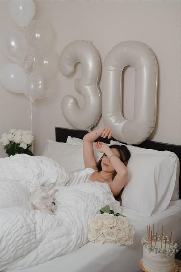40 Inch Number Balloons, Balloons for Woman Man 10th Birthday Decoration, Cream Foil Number 10 Ballon for 10, 100 Wedding, Anniversary, Bridal Shower, Graduation, Valentine's Day