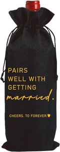 Married Wine Bag Married Gifts for Couples Mr Mrs Marriage Honeymoon Gift Wedding Party Decorations Getting Engaged Wine Bottle Bag Champagne Bottle Wraps Bags （Black）