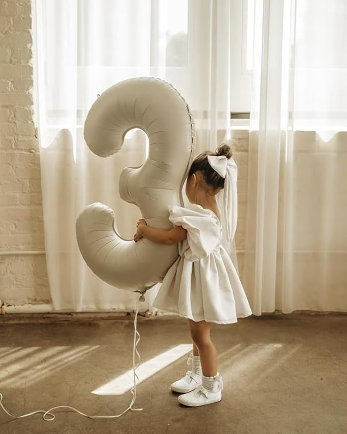 40 Inch Number Balloons, Balloons for Woman Man 13th Birthday Decoration, Cream Foil Number 13 Ballon for 13, 31 Wedding, Anniversary, Bridal Shower, Graduation, Valentine's Day