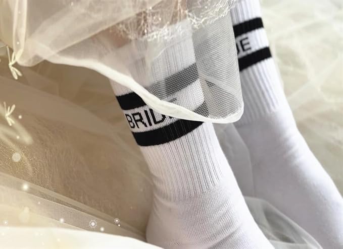 Bridesmaid Gifts For Women Wedding Gifts Proposal Set Bachelorette Party Favors Decorations Bride Socks…