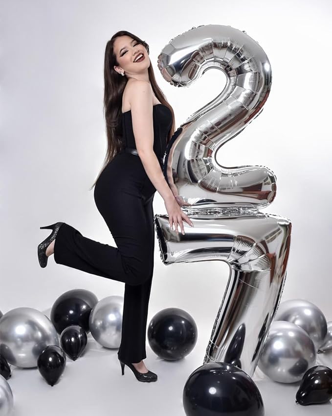 7 Number Balloons Silver, 17th Birthday Decorations For Boys And Girls, 40 Inch Big Balloons for 7, 17, 27, 70 Birthday, Wedding Anniversary, Christmas, New Year, Party Decoration