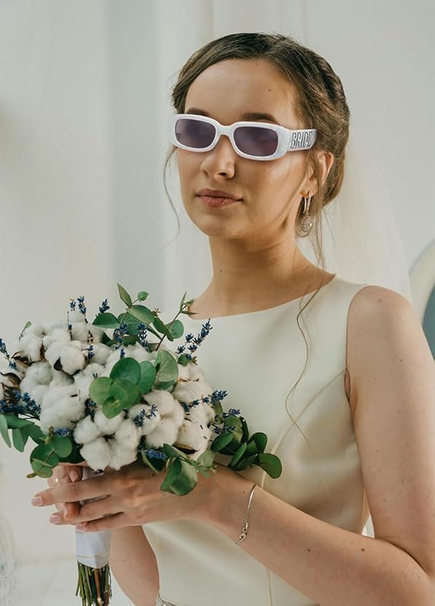 Bride Sunglasses，Bachelorette Party Sunnies, Engagement Decorations, Bridal Shower Accessory, Vintage Small Square Style, Bride To Be Gift