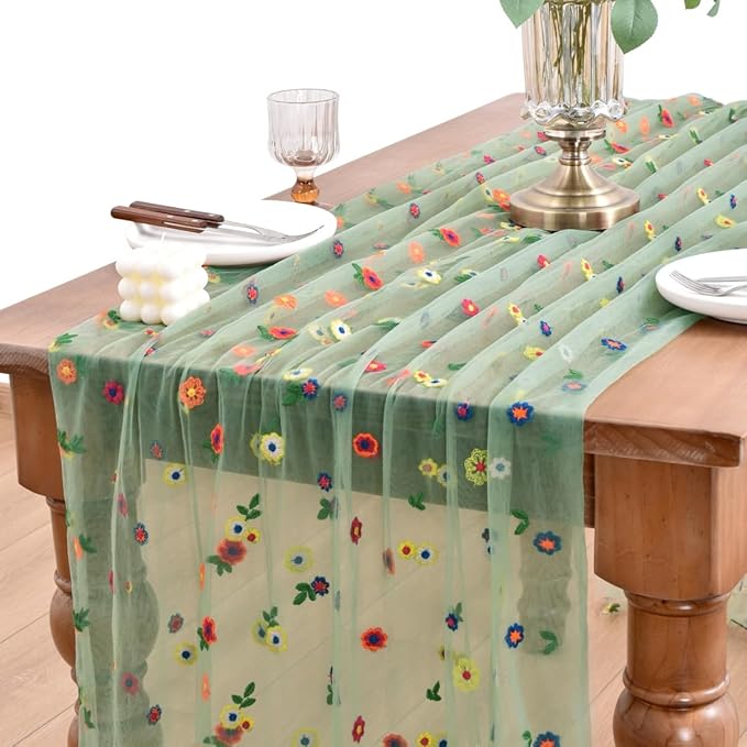 Joanlody 3pcs Sage Green Embroidery Daisy Spring Summer Table Runner Florals Seasonal Easter Tulle Table Runner Holiday Kitchen Dining Table Decoration Wedding Party