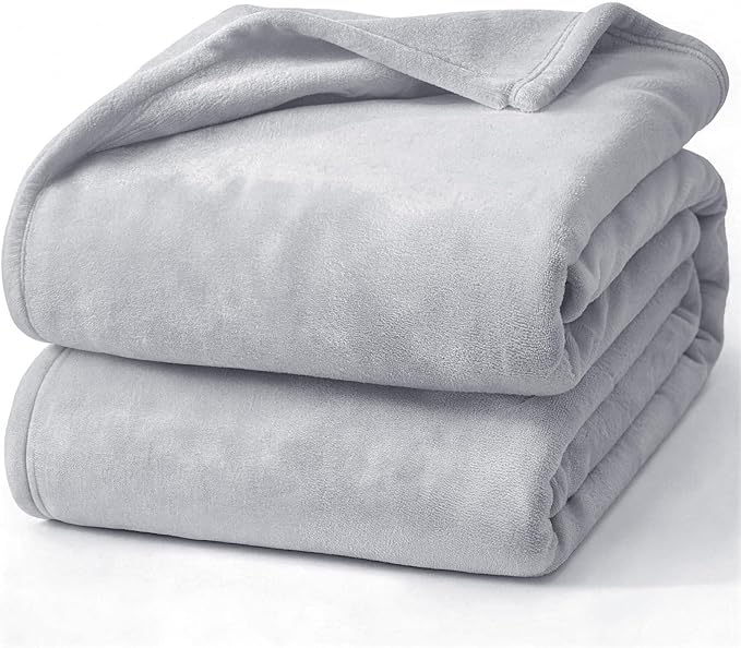 Hansleep Fleece Light Grey Throw XL Blanket, Super Soft Flannel Fuzzy Plush Cozy Blanket for All Seasons, Light Grey, Throw XL 50x70 Inches