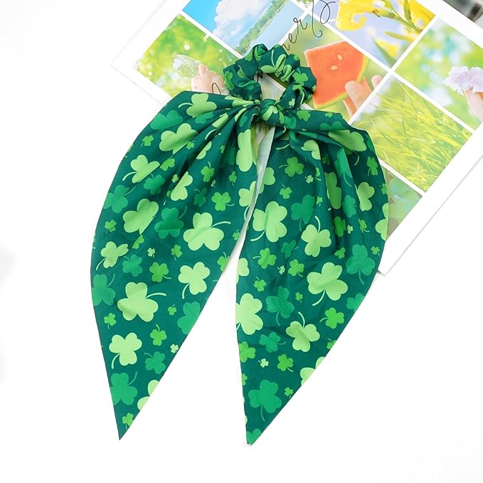 St.Patrick's Day Hair Ties for Woman Girls Green Shamrock Ribbon Hair Scrunchies Elastic Irish Lucky Leaf Hair Tie St.Patricks Party Supplies Hair Accessories 2PCS