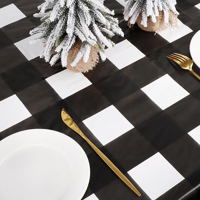 Hxezoc 3 Pack Buffalo Plaid Plastic Tablecloth, 54 x 108 Inch Black and White Checkered Disposable Winter Table Cover for Birthday Party Decorations Outdoor Indoor Party Supplies