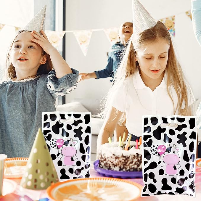 Rainmae 50 Pcs Cow Print Party Favors Bags, Cute Cow Goodie Gift Bags Treat Candy Bags, Farm Animal Theme Goodie Party Gift Bags for Baby Shower Barnyard Cowboy Cowgirl Farmhouse Themed Birthday