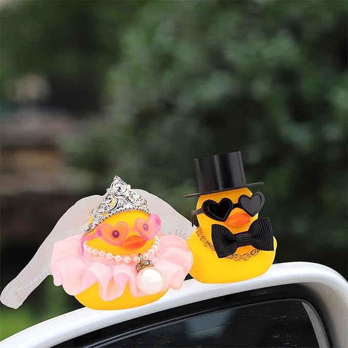 wonuu Pair Set of 2 Wedding Rubber Ducks, Bride Groom Duckies Marriage Rubber Duck Mini Couple Ducky for Ceremony Gift Souvenir Marry Blessings Elegant Heartwarming Present, Pink with Hard Top Hat
