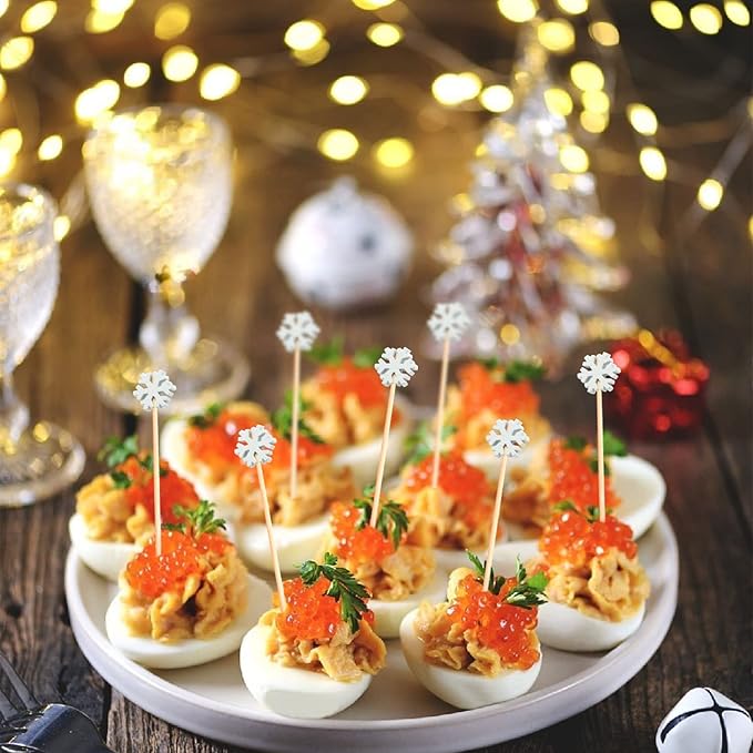 100pcs Snowflakes Cocktail Picks 4.9" Long Food Toothpicks Fruit Sticks Sandwich Appetizer Charcuterie Skewers, Made of Bamboo Wood, for Winter Snow Frozen Christmas Decoration Party Supplies