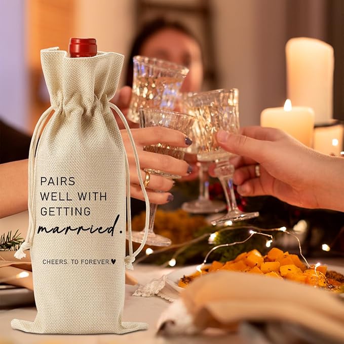 2PCS Married Wine Bag Married Gifts for Couples Mr Mrs Marriage Honeymoon Gift Wedding Party Decorations Getting Engaged Wine Bottle Bag Champagne Bottle Wraps Bags