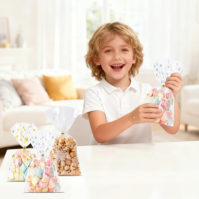 Aegero 120 Pack Star Printed 5"X 7" Gift Wrap Cello Cellophane Treat Bags,Gift Candy Goodies Bags with 140 Pcs Twists for Valentine,Birthday,Bakery,Wedding,Gift Cookie Snack Packing,Party Favor Supplies(Silver Star)