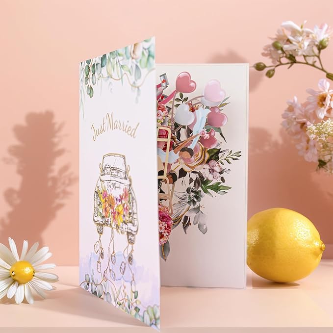Vintage Wedding Car Pop Up Card, 3D Just Married Greeting Card with Bride & Groom, Romantic Anniversary Card, Engagement, Bridal Shower, Newlywed Gift for Couples
