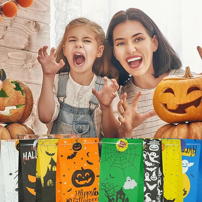 Artseen 20 pcs Paper Bags Party Favors Bags Goody Bag for Kids Party (5.1 X 3.1 X 9.4 inches). (Halloween Set)