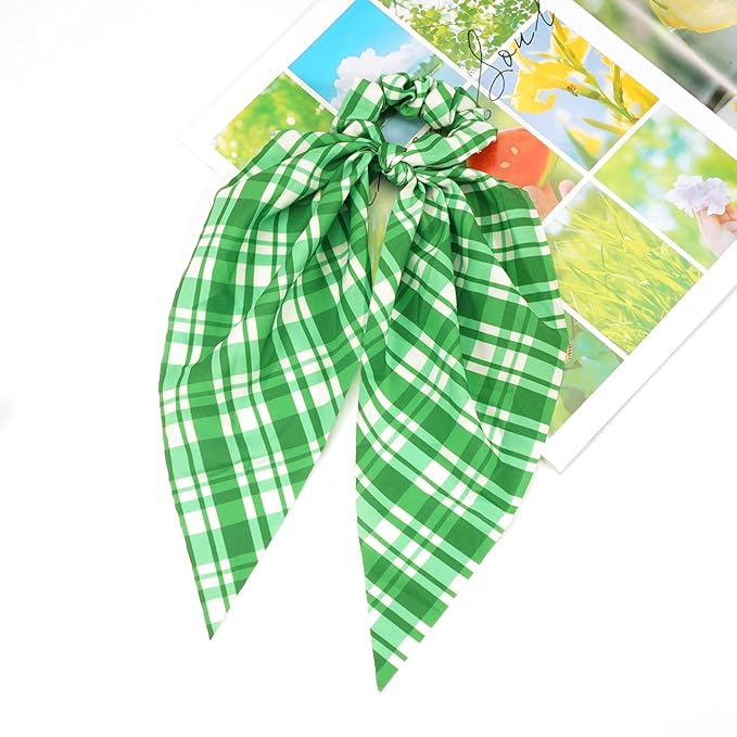 St.Patrick's Day Hair Ties for Woman Girls Green Plaid Shamrock Ribbon Hair Scrunchies Elastic Irish Lucky Leaf Hair Tie St.Patricks Party Supplies Hair Accessories 2PCS