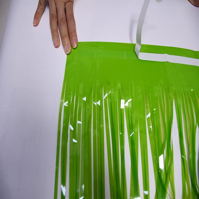 BRAVESHINE Pastel Green Streamers Party Backdrop Decoration - Tinsel Curtain Foil Fringe Backdrop for St Patricks Day/Birthday/Dinosaur/Lime Green/Frog Theme/Wizard Decorations - 3.2ft X 8.2ft