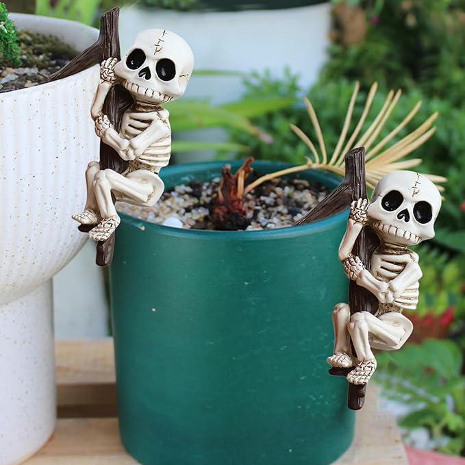 Halloween Skeleton Garden Statue Outdoor Halloween Decor, 2 Pack Gothic Decor Skeleton Plant Decorations for Pots, Cute Ghost Figurine Resin Sculpture for Desk Garden Patio Lawn Yard (C)