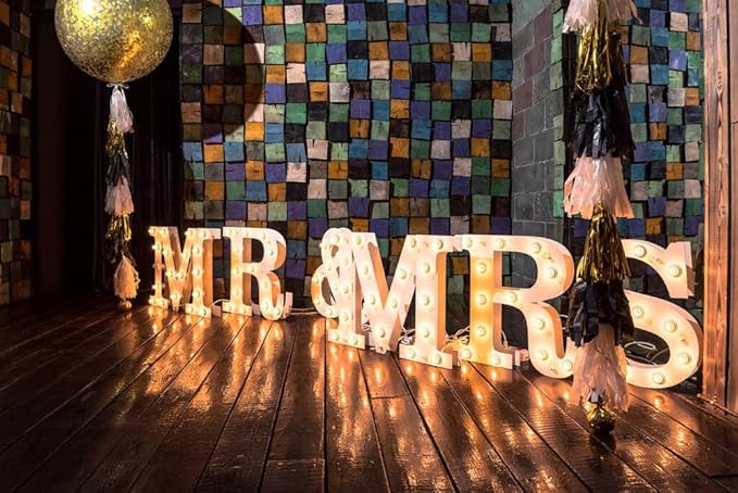 LED Mr & Mrs Light Sign for Wedding Table - Perfect for Photo Props, Anniversary, Valentine's Day Decor