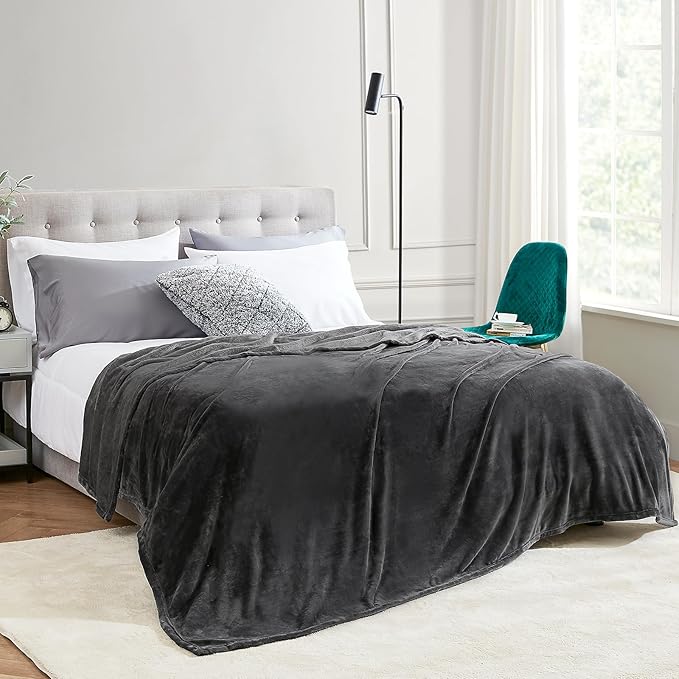 Hansleep Fleece Queen Blanket for Bed Fleece Charcoal, Queen Size Super Soft Flannel Fuzzy Plush Cozy Blanket for All Seasons, Charcoal, Queen 90x90 Inches