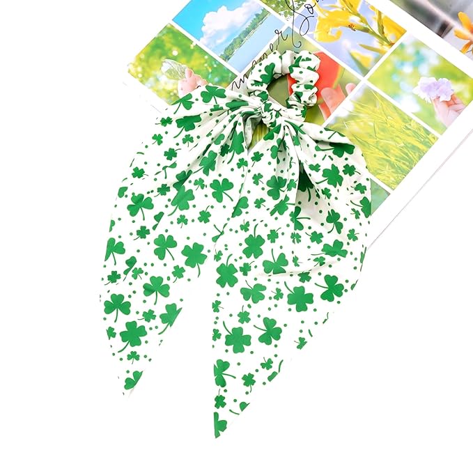 St.Patrick's Day Hair Ties for Woman Girls Green Plaid Shamrock Ribbon Hair Scrunchies Elastic Irish Lucky Leaf Hair Tie St.Patricks Party Supplies Hair Accessories 2PCS