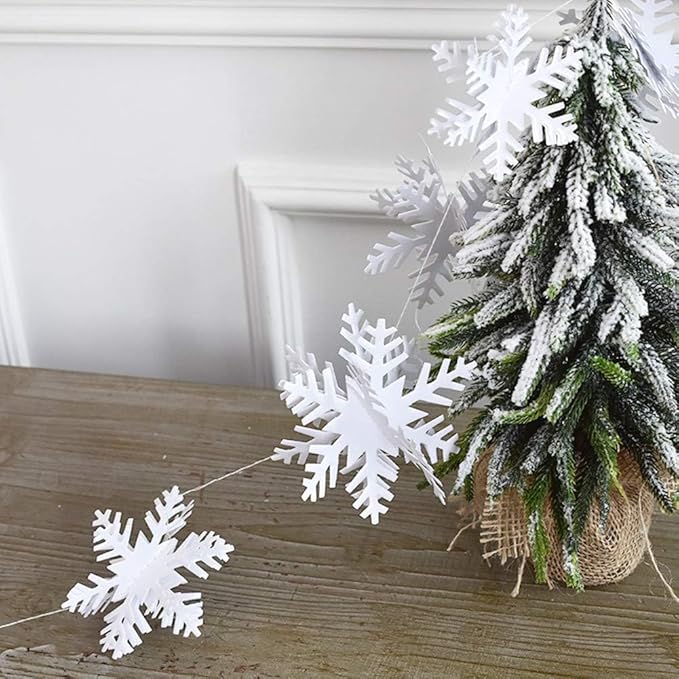 24 PCS Snowflake Christmas Hanging Party Decor Supplies,12 PCS 3D Glittery Snowflakes &12PCS 3D White Paper Snowflakes Hanging Garland for Christmas Winter Holiday New Year Wonderland Party Decoration