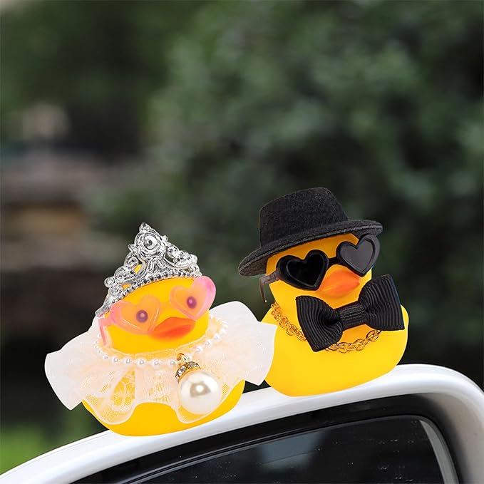 wonuu Pair Set of 2 Wedding Rubber Ducks, Bride Groom Duckies Marriage Rubber Duck Mini Couple Ducky for Ceremony Gift Souvenir Marry Blessings Elegant Heartwarming Present, White Double Lace Dress