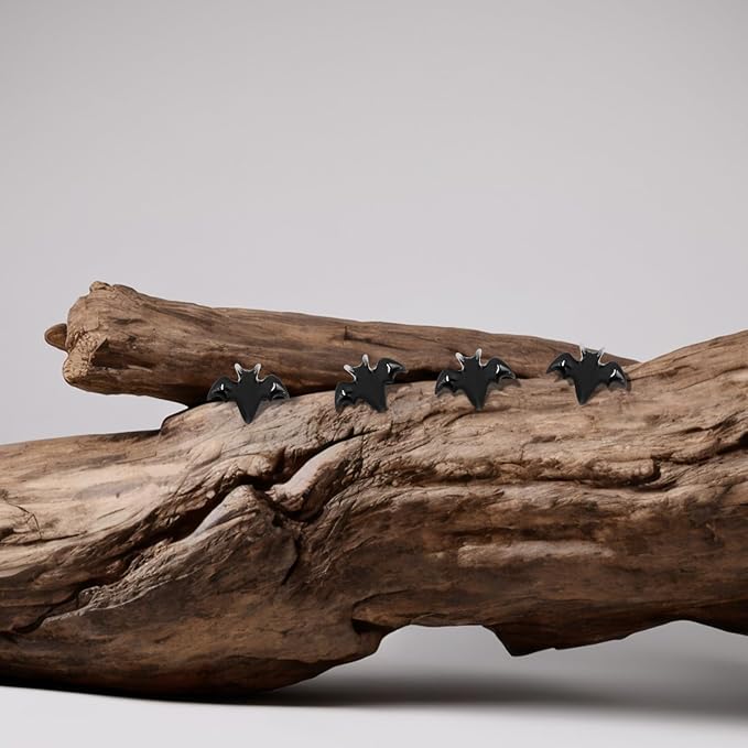 100PCS Halloween Miniature Bats Dollhouse Mini Bats for Crafts Cute Halloween Decor Tiny Bat Decor for Fairy Garden Dollhouse Micro Landscaping Decoration
