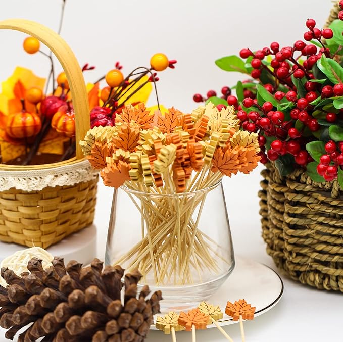 100pcs Fall Maple Leaf Cocktail Picks 5″ Maple Leaves Autumn Theme Decoration Toothpicks Fruit Sticks Skewers for Appetizer Charcuterie Board Accessories Thanksgiving Decorations Themed Party Supplies