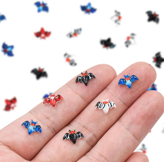 100PCS Miniature Bats for Crafts Dollhouse Cute Halloween Decor Mini Bats Decor Miniature Things for Fairy Garden Dollhouse Micro Landscaping Decoration