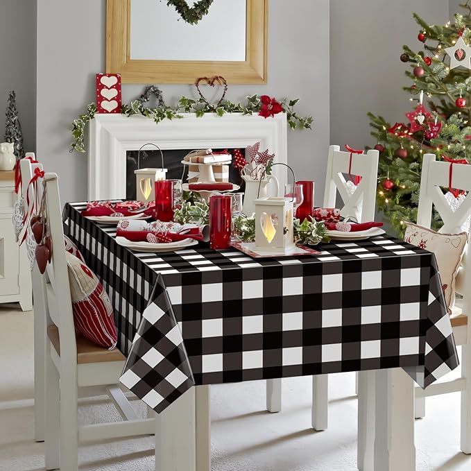 Hxezoc Buffalo Plaid Plastic Tablecloth, 54 x 108 Inch Black and White Checkered Disposable Winter Table Cover for Birthday Party Decorations Outdoor Indoor Party Supplies