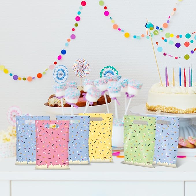 Hallswl 50pcs Ice Cream Party Favor Plastic Treat Bags,Ice Cream Candy Bag,4 Color Sprinkles Goodie Bag for Icecream Theme party decorations and Summer Birthday Party Supplies