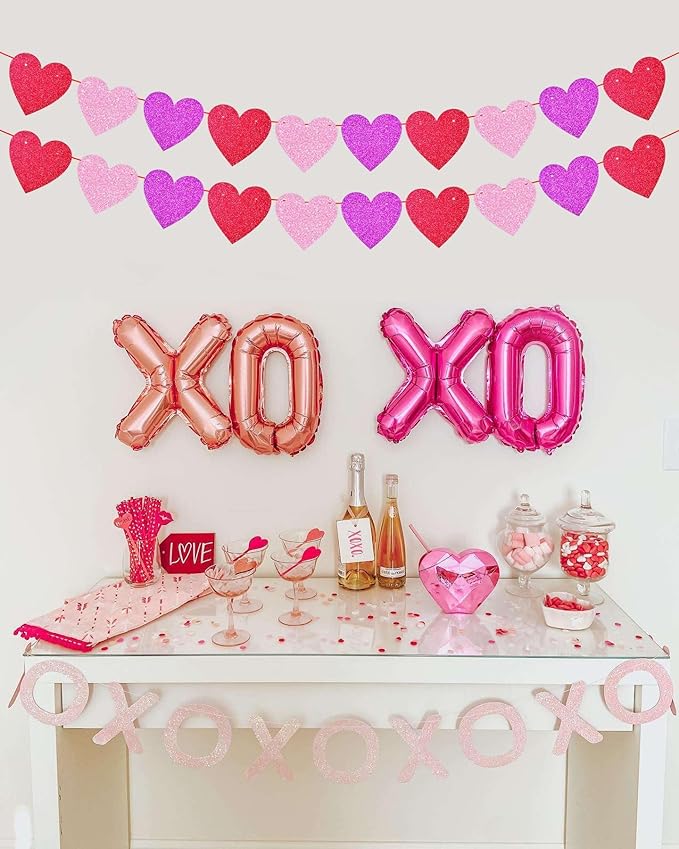 Glitter Red Pink Hot Pink Valentine's Day Banner, 4 Strings Red Pink Hot Pink Shiny Heart Banners Sign for Celebrate Valentine's Day Party Wedding Ceremonies Holiday Party Decorations