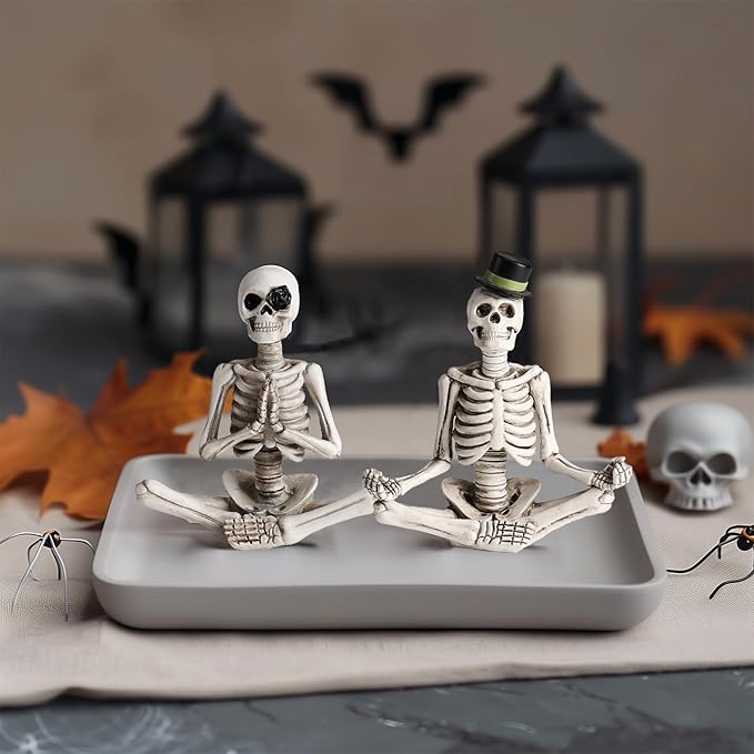 Halloween Decorations Indoor, Gothic Skeleton Couple Decor for Home & Office, 2 Pack Small Resin Skull Figurines, Spooky Tabletop Sculptures for Desk, Bookshelf, Haunted House