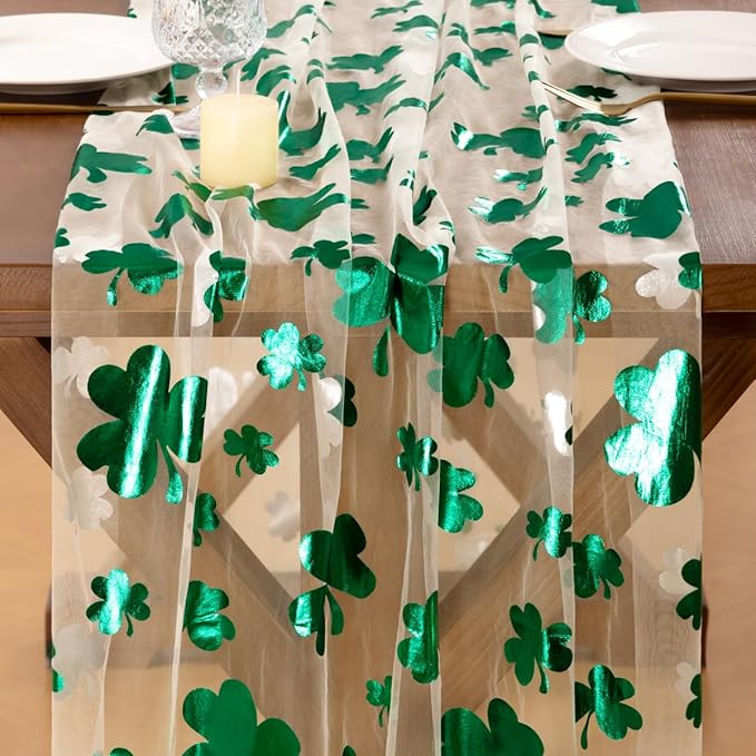 Socomi Green Lucky Shamrock St. Patrick's Day Table Runner Gauze Seasonal Spring Holiday Dining Table Decoration for Indoor Outdoor Home Party Decor 1pc