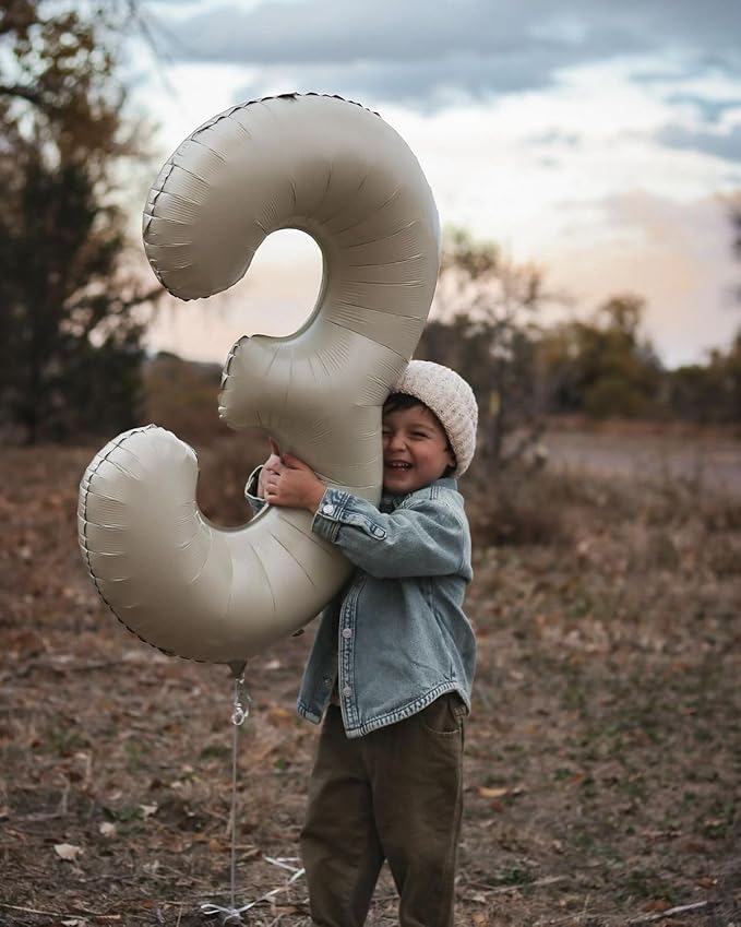 40 Inch Number Balloons, Balloons for Woman Man 13th Birthday Decoration, Cream Foil Number 13 Ballon for 13, 31 Wedding, Anniversary, Bridal Shower, Graduation, Valentine's Day
