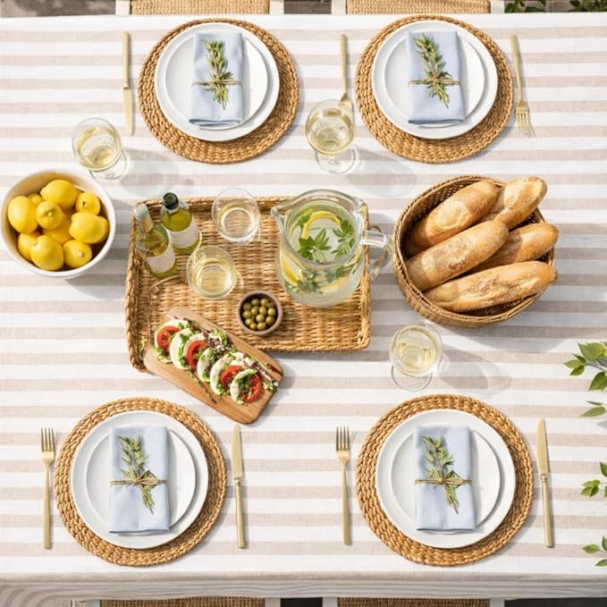 Party Dimensions Made in Italy Cloth-Like Disposable Tablecloth for Rectangle Tables, Premium Airlaid Linen-Feel Table Cover, Luxury Tablecloth for Parties, Events & Weddings, Elegant Striped Design
