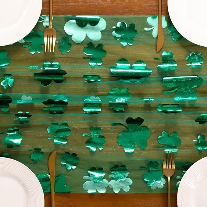 Socomi Green Lucky Shamrock St. Patrick's Day Table Runner Gauze Seasonal Spring Holiday Dining Table Decoration for Home Party Decor 1pc