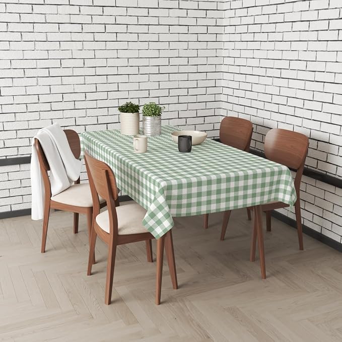 3 Pack Green Gingham Tablecloths, 54 X 108Inch Disposable Party Table Covers Scalloped Green Checkered Table Cloth Waterproof Green White Tablecloth for Birthday Barbecue Tea Party Wedding