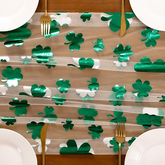 Socomi Green Lucky Shamrock St. Patrick's Day Table Runner Gauze Seasonal Spring Holiday Dining Table Decoration for Indoor Outdoor Home Party Decor 1pc