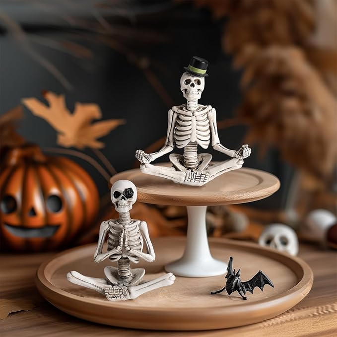 Halloween Decorations Indoor, Gothic Skeleton Couple Decor for Home & Office, 2 Pack Small Resin Skull Figurines, Spooky Tabletop Sculptures for Desk, Bookshelf, Haunted House