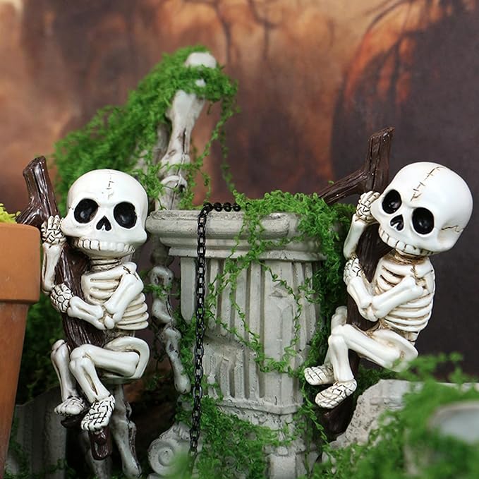Halloween Skeleton Garden Statue Outdoor Halloween Decor, 2 Pack Gothic Decor Skeleton Plant Decorations for Pots, Cute Ghost Figurine Resin Sculpture for Desk Garden Patio Lawn Yard (C)