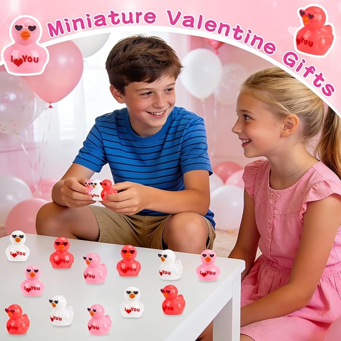 120 Pcs Valentines Day Resin Mini Ducks Valentine's Day Red Pink White Letter Tiny Resin Ducks Bulk Tiny Miniature Duck Figures for Home Tabletop Micro Garden Landscape Decoration Craft Party Favors