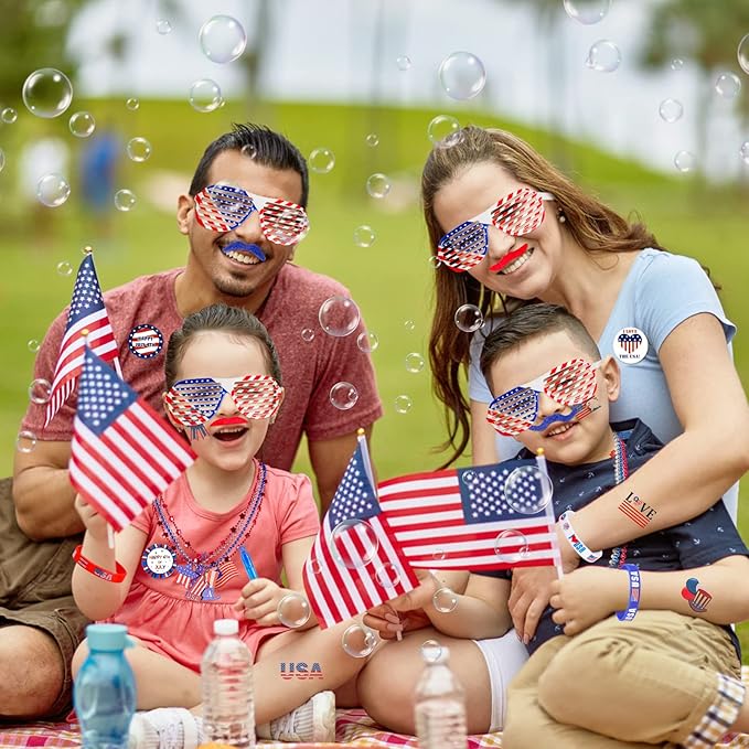 150 Pcs 4th of July Patriotic Accessories for Kids, Fourth of July Party Favor Supplies, Independence Day Memorial Day Decor Dressing-up Accessories, Classroom Prizes for Students