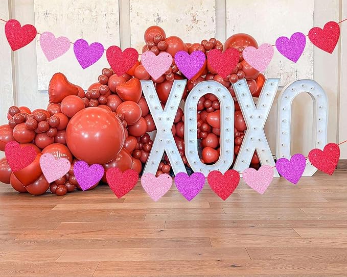 Glitter Red Pink Hot Pink Valentine's Day Banner, 4 Strings Red Pink Hot Pink Shiny Heart Banners Sign for Celebrate Valentine's Day Party Wedding Ceremonies Holiday Party Decorations