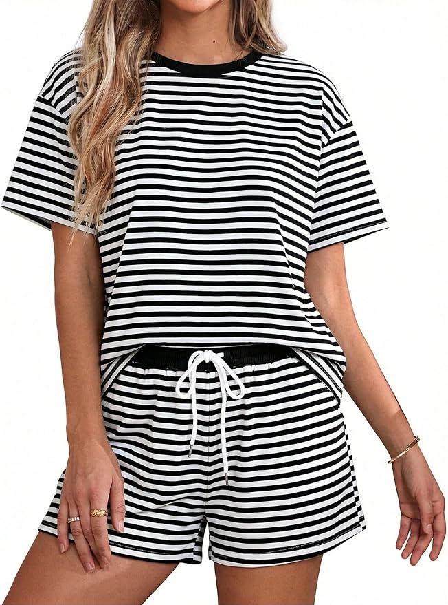 VILOVE 4th of July 2 Piece Sequin Outfits Women 250 Anniversary Usa Shirts and Short Sets Casual Patriotic Shirt Summer Set