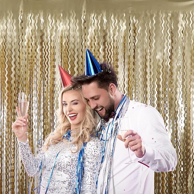 GOER Metallic Tinsel Foil Fringe Curtains Party Photo Backdrop Party Streamers for Birthday,Graduation,New Year Eve Decorations Wedding Decor (Champagne Gold,3 Packs)