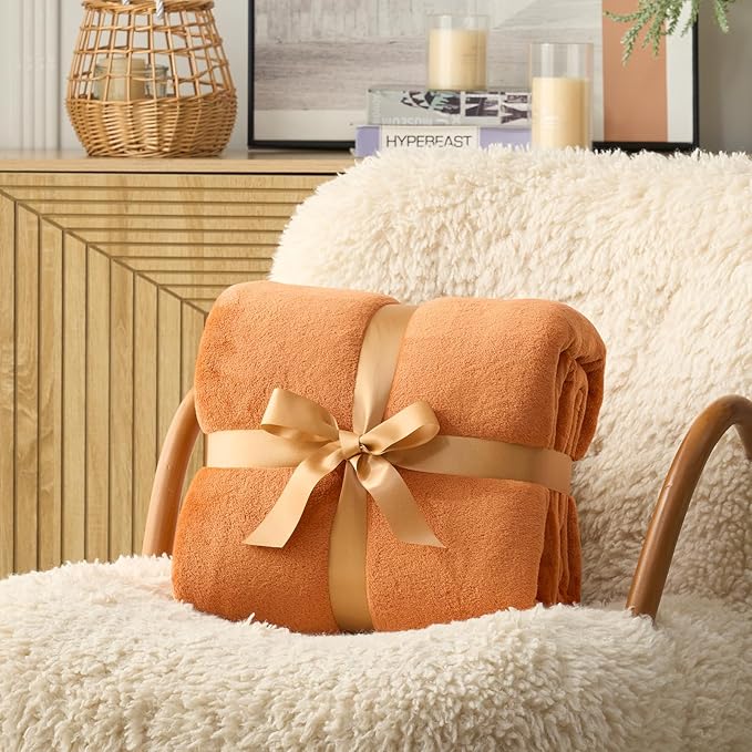 Hansleep Fleece Pumpkin Orange Throw Blanket, Super Soft Flannel Fuzzy Plush Cozy Blanket for All Seasons, Pumpkin Orange, Throw 50x60 Inches