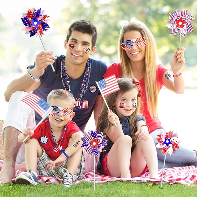 MGparty 4th of July Accessories, 138Pcs Patriotic Party Favors Supplies Set Fourth of July Decorations Independence Day Celebrations Memorial Day Decor Classroom Prizes for kids
