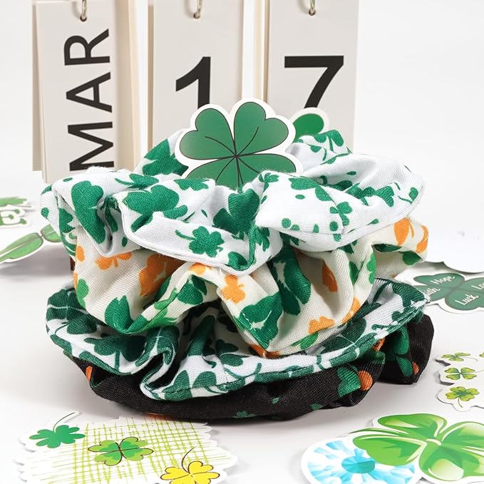 St Patrick's Day Hair Ties for Women Girls Lucky Green Shamrock Hair Scrunchies Irish Elastics Hair Bands Scrunchy Ropes Hair Accessories 4PCS