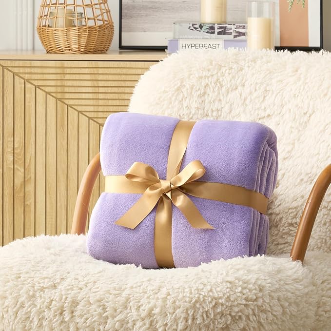 Hansleep Fleece Lilac Throw XL Blanket, Super Soft Flannel Fuzzy Plush Cozy Blanket for All Seasons, Lilac, Throw XL 50x70 Inches