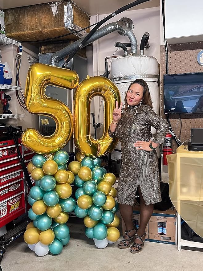 40 Gold Number Balloons, 40 Inch Balloons for Woman Man 40th Birthday Party Decoration, Foil Number Ballon for 40 Anniversary, Bridal Shower, Graduation, Valentine's Day, Mother's Day, Easter